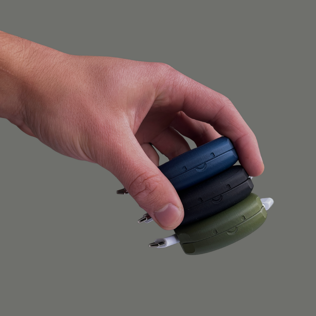 Pebble One Slim - Dark Mode Collection